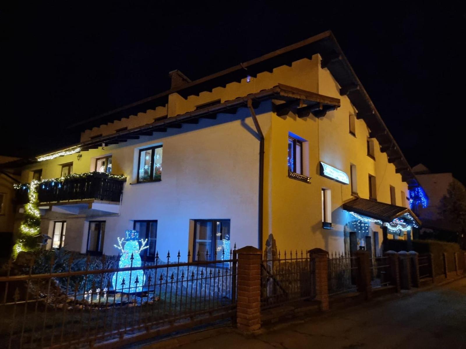 Kacperek W Centrum Willowa 4a Privatunterkunft Szczyrk